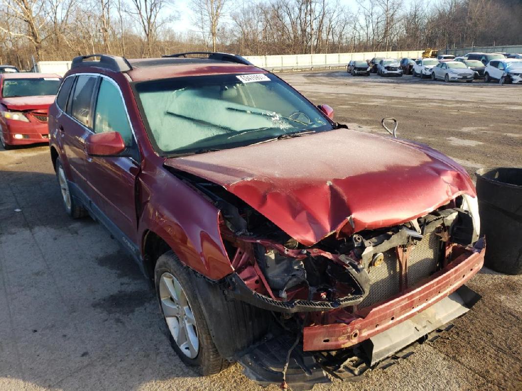 4S4BRCDC3E33126742014 Subaru Outback 2.