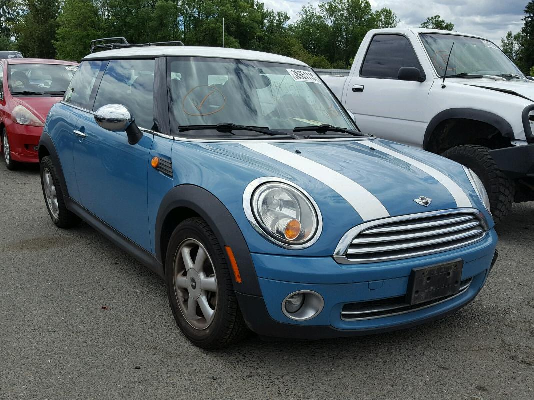 2010 MINI Cooper VIN WMWMF3C58ATU76387 фото с аукциона
