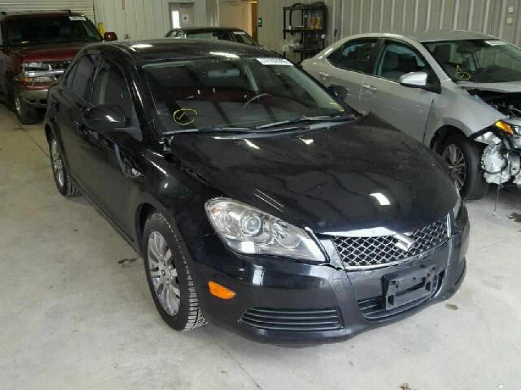 JS2RE9A37A61011742010 Suzuki Kizashi  SE