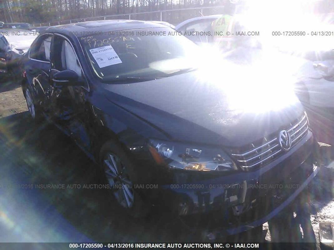 1VWBN7A38CC0771932012 Volkswagen Passat SE