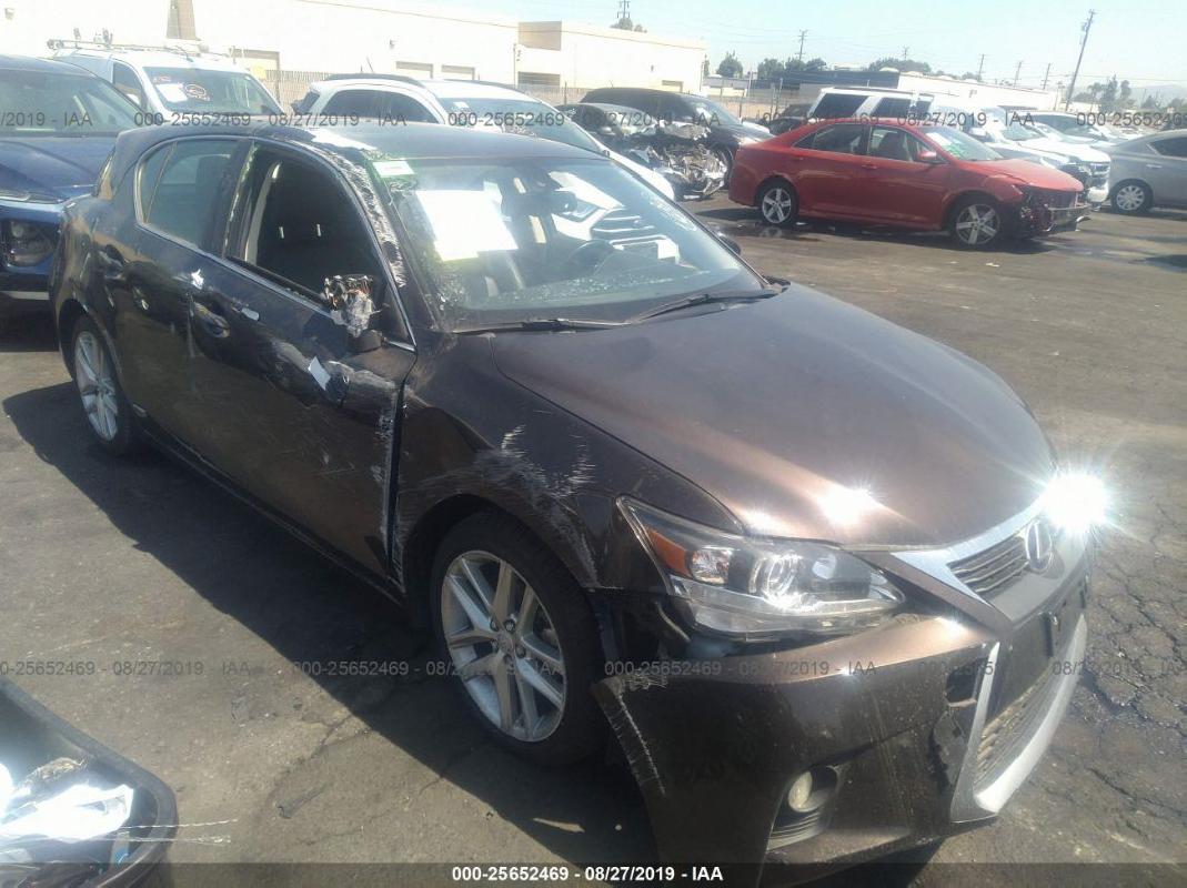 JTHKD5BH3F22386752015 Lexus CT ZWA10L