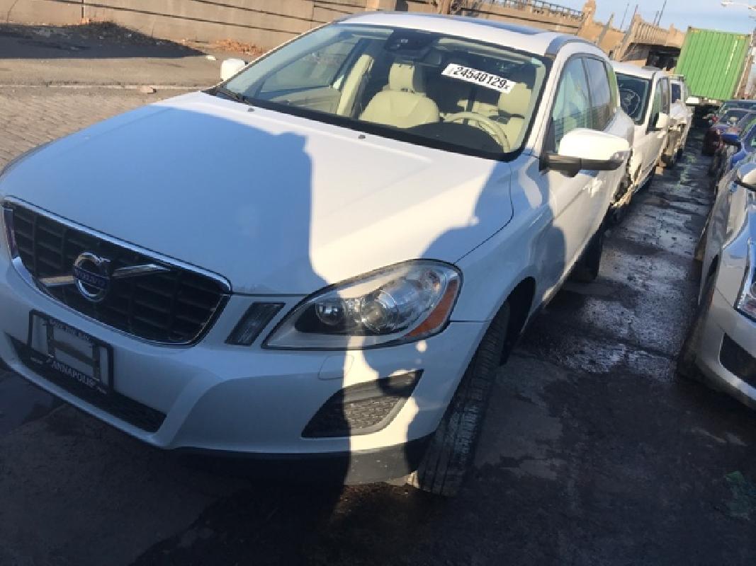 2013 Volvo XC60 VIN YV4902DZ2D2383264 фото с аукциона