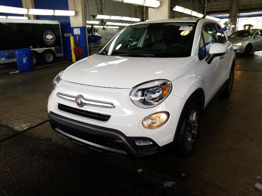 2017 Fiat 500X VIN ZFBCFXCB7HP518579 auction photo