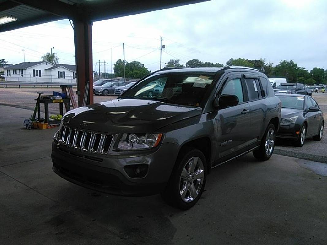 1C4NJDCB9CD5403402012 Jeep Compass MK49