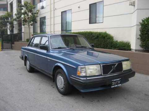 1986 Volvo 240 Series VIN YV1AX8844G1148432 фото с аукциона