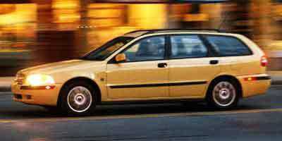 2003 Volvo V40 VIN YV1VW27573F973003 auction photo