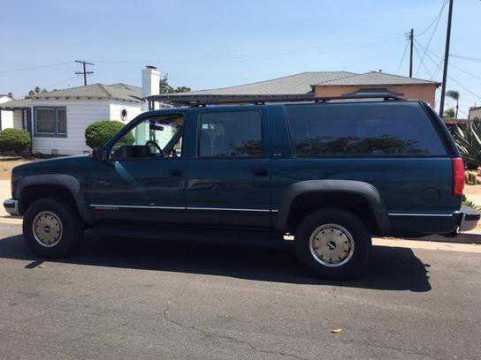 1994 GMC Suburban 3 VIN 1GKGK26N9RJ739631 фото с аукциона