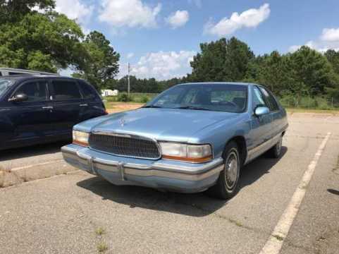 1993 BUICK Roadmaster VIN 1G4BN5379PR429588 auction photo