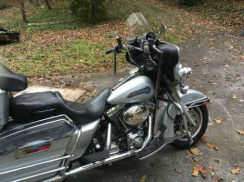 2006 Harley-Davidson Electra Glide Classic FLHTCI 1.5L VIN 1HD1FFW1X6Y677667 фото с аукциона