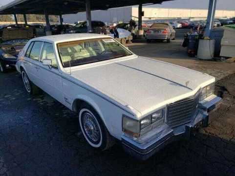 1983 CADILLAC Seville VIN 1G6AS6983DE811832 фото с аукциона