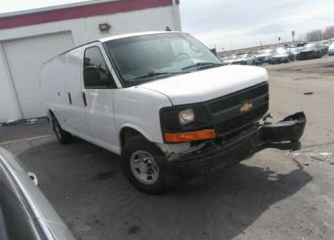2017 Chevrolet Express 2500 VIN 1GCWGBFF7H1346971 auction photo