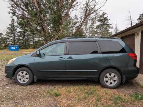 2004 TOYOTA Sienna MCL20L 3MZ-FE VIN 5TDZA23C84S085498 auction photo