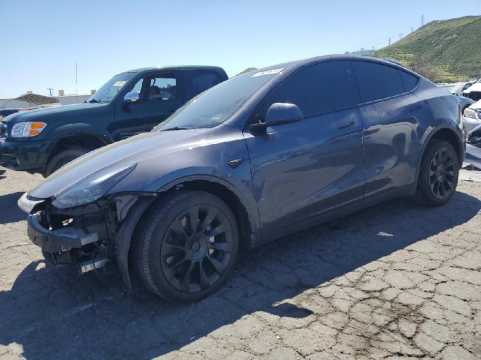 TESLA Model Y 2023 VIN 7SAYGDEE3PF793805 | Check history