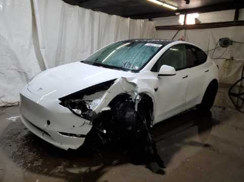 TESLA Model Y 2022 VIN 7SAYGDEE2NF387026 | Проверка истории