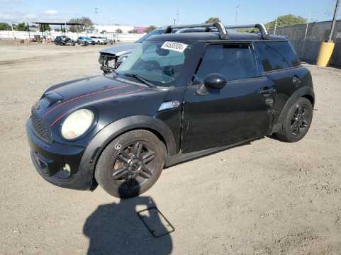 2011 MINI Cooper S VIN WMWSV3C52BTY12661 фото с аукциона