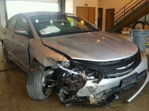 2015 Chrysler 200 S VIN 1C3CCCDG8FN648554 фото с аукциона