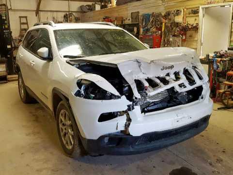 2018 Jeep Cherokee LATITUDE(US,MEX), LONGITUDE(BUX), NORTH(CAN) VIN 1C4PJLCB2JD615184 auction photo