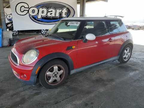 2007 Mini Cooper VIN WMWMF33587TT50877 фото с аукциона