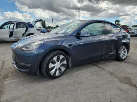 Tesla Model Y 2021 VIN 5YJYGAEE0MF302811 | Проверка истории