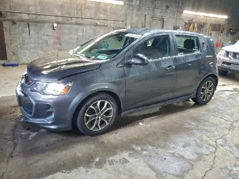 2019 CHEVROLET Sonic LT VIN 1G1JD6SB2K4109624 auction photo