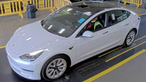 Tesla Model 3 BASE 2022 VIN 5YJ3E1EA8NF135029 | Проверка истории