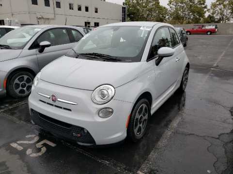 2017 Fiat 500 VIN 3C3CFFGE8HT605967 фото с аукциона