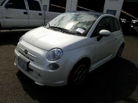2015 Fiat 500 VIN 3C3CFFGE7FT615368 фото с аукциона