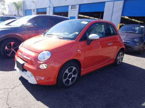 Fiat 500 2017 VIN 3C3CFFGE8HT563235 | Проверка истории