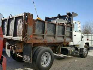 1998 MACK CS 300 VIN VG6BA09BXWB701924 фото с аукциона 3