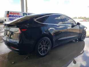 2019 Tesla Model 3 VIN 5YJ3E1EAXKF415840 фото с аукциона 2