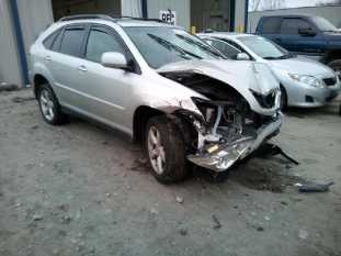 vin 2T2HK31U78C069989