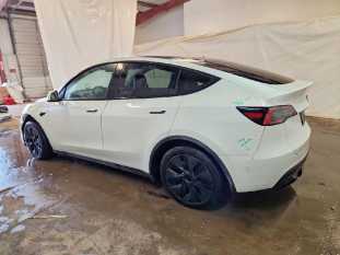 2024 Tesla Model Y VIN 7SAYGDEEXRA307412 фото с аукциона 1