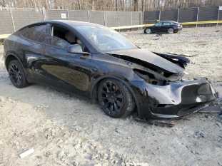 2023 Tesla MODEL Y VIN 7SAYGDEE1PF693055 фото с аукциона 3