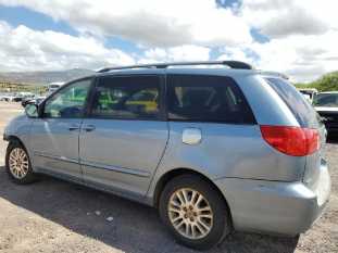 2010 Toyota Sienna GSL20 VIN 5TDYK4CC8AS336679 фото с аукциона 1
