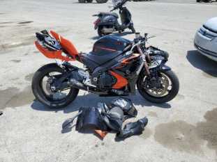 vin JS1GT77A272110540