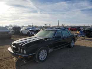 vin SAJHX1245WC819762
