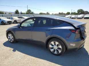 2023 TESLA Model Y VIN 7SAYGDEE8PF924615 фото с аукциона 1