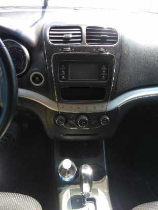 2015 DODGE Journey VIN 3C4PDCBB0FT737939 auction photo 3