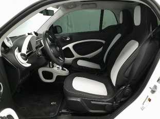 2016 Smart Fortwo PASSION VIN WMEFJ5DA5GK066423 auction photo 2
