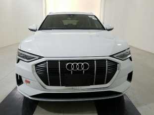 2019 Audi e-tron QUATTRO PRESTIGE VIN WA1VAAGE4KB021543 фото с аукциона 1