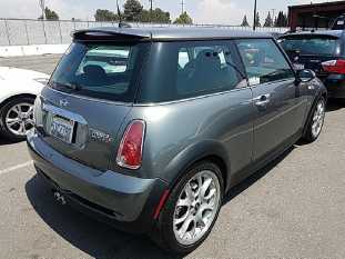 2006 Mini Cooper S VIN WMWRE33566TJ33786 фото с аукциона 1