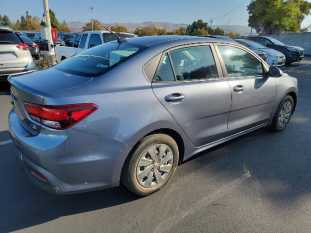 2020 KIA Rio LX, S VIN 3KPA24ADXLE274129 фото с аукциона 3